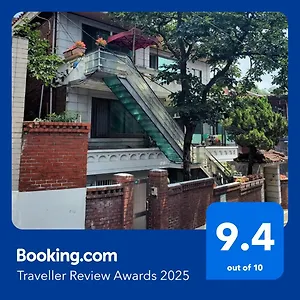 https://newly-renovated-hidden-gem.hotels-seoul.net